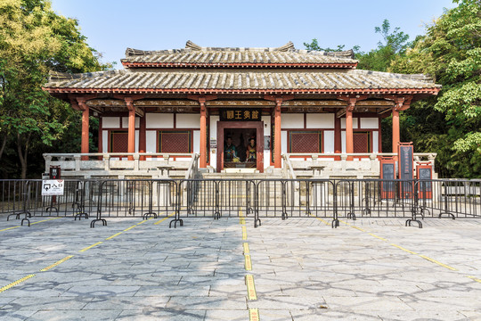 汉梁王陵景区梁孝王祠