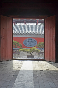 中式建筑大门