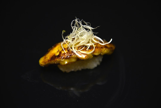 火炙鹅肝寿司