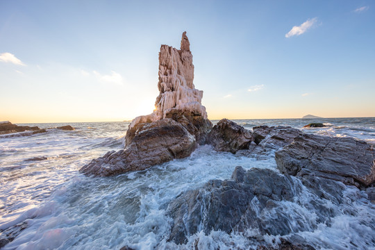 海岛海边礁石风光