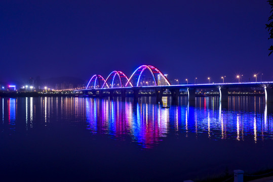 福元路桥夜景