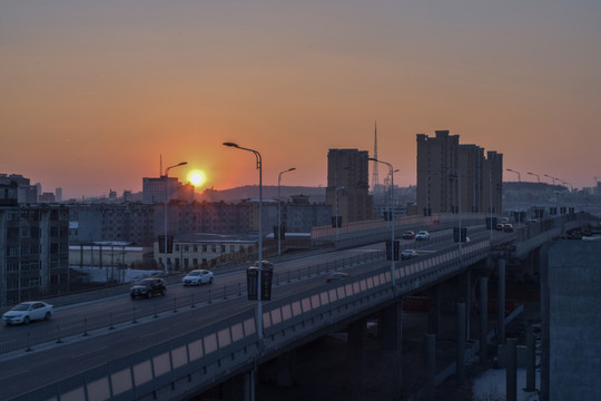 吉林市雾凇大桥夕阳
