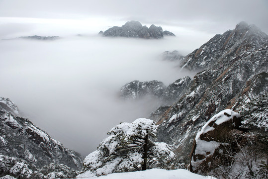 黄山冬景