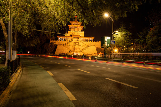 济南解放阁夜景