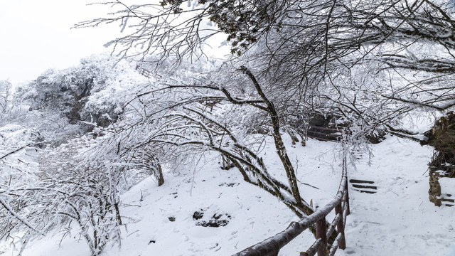 香炉山风光