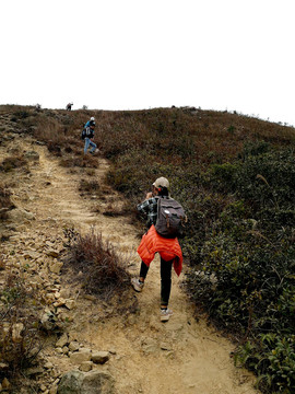 登山土石路