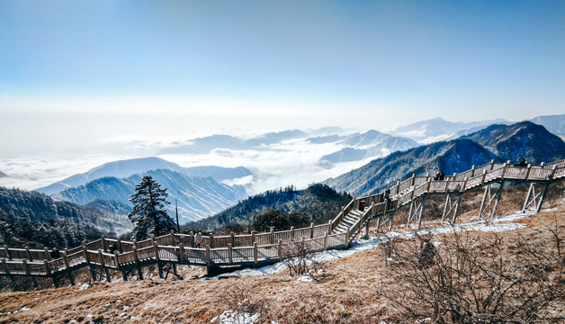 西岭雪山