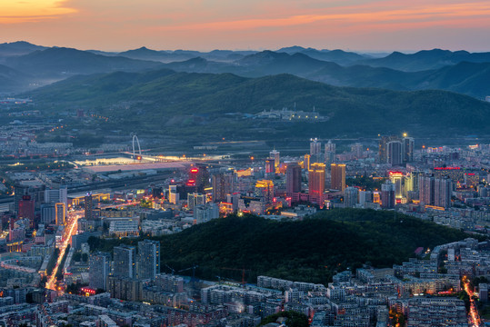 中国辽宁本溪夜景风光