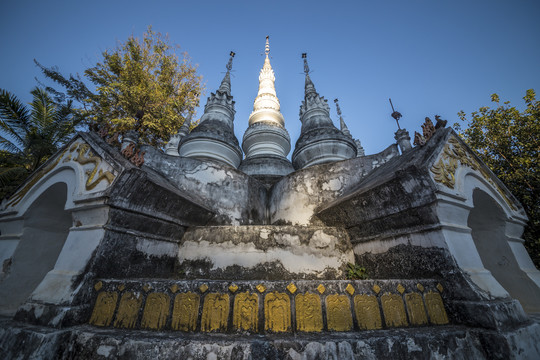 云南西双版纳曼听公园总佛寺