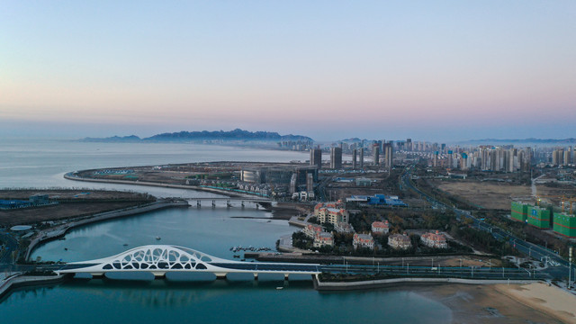 青岛西海岸星光岛附近