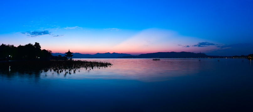 杭州全景集贤亭