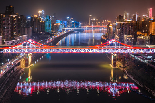 重庆曾家岩嘉陵江大桥夜景风光