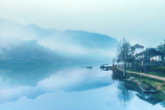 浙江丽水堰头村古堰画乡山水风光