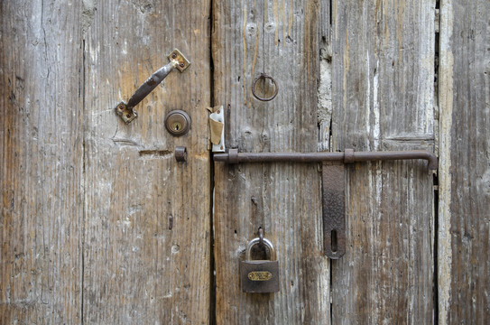 老式木门铜锁门栓