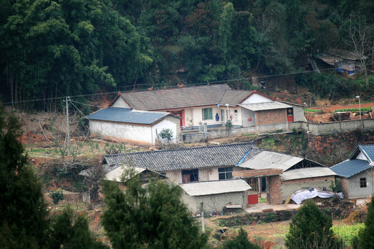 山里面人家