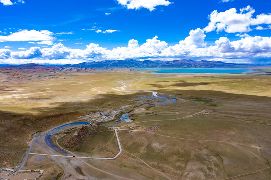 西藏阿里地区玛旁雍措