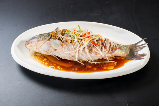 清蒸鯉魚