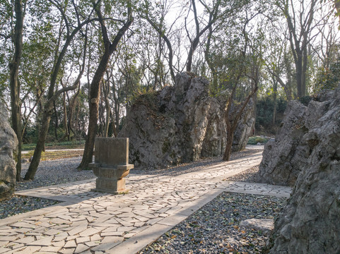 杭州凤凰山排衙石风景区