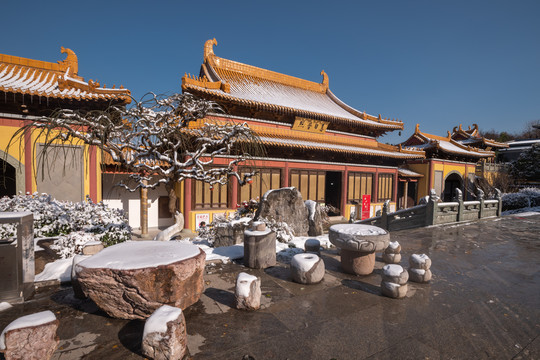 雪后的南京定林寺