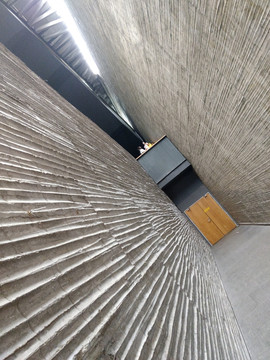 宁波博物馆通道墙面设计