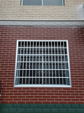 窗户与防盗窗