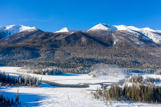 新疆喀纳斯神仙湾雪景