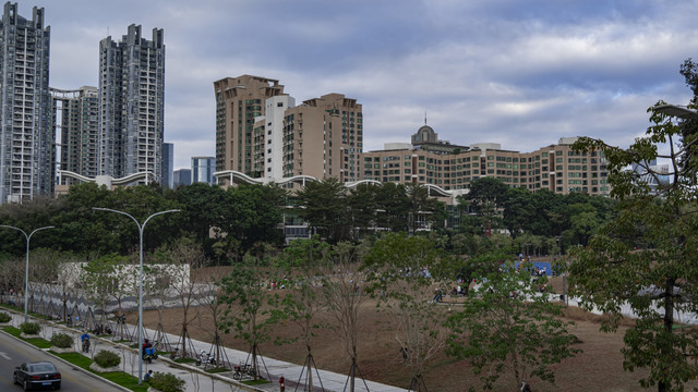 远眺深圳建筑