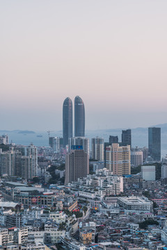 厦门城市天际线黄昏风景