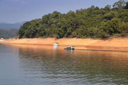 湖景流溪河