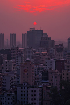 城市日出景观