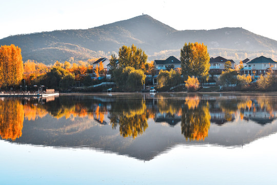 秋天山水