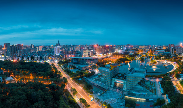 东莞中心广场夜景