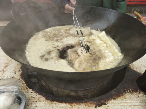 油锅炸串串