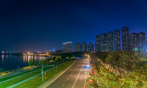 南京国际青年文化中心夜景