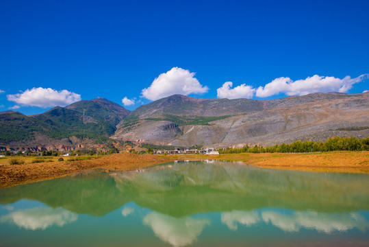 大理鹤庆西海