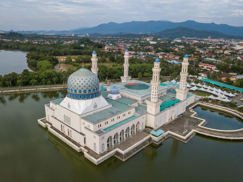 马来西亚沙巴亚庇市立清真寺航拍