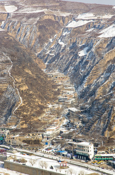 山村雪景