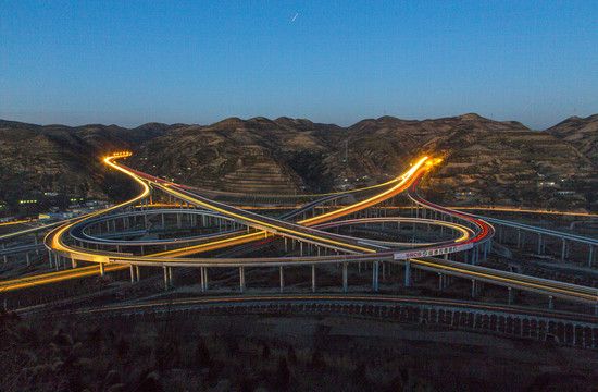 高速公路夜景