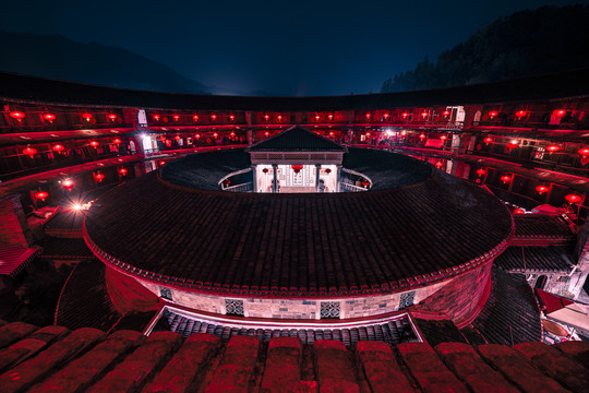 福建客家圆形土楼夜景