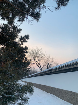 雪景公园围墙