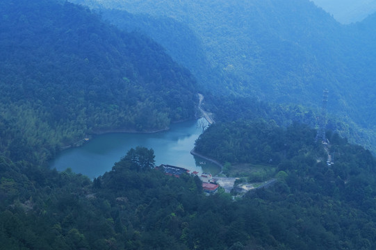 深山山里