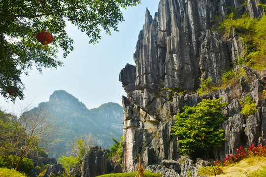 劍鋒山