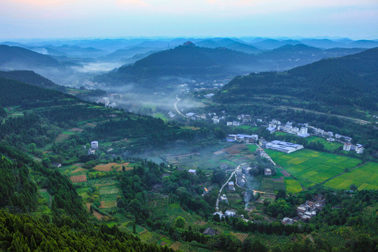 射洪丘陵一景