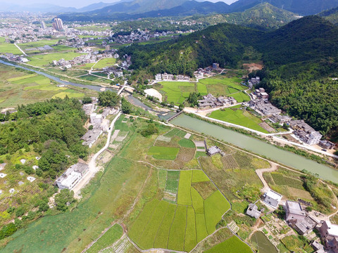 山区农村