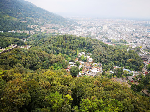 都江堰市区