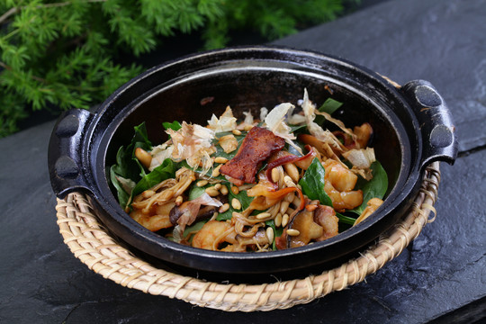菠菜海鮮煲