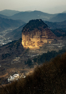 麦积山石窟