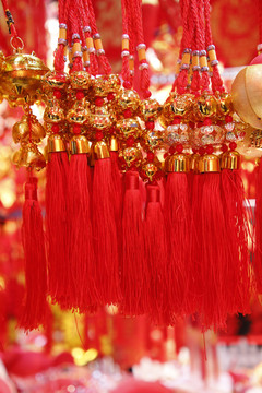 春节的灯笼春联福字等装饰物