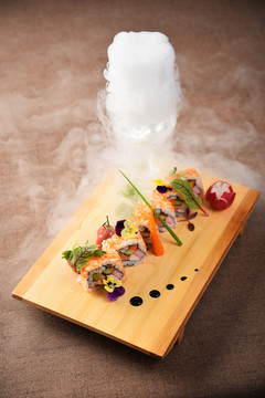 蟹籽蟹肉寿司卷