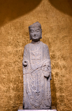 古代石雕菩萨像